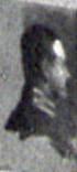 Bildnis eines uniformierten Mannes mit dunklem Haar, der nach rechts schaut
